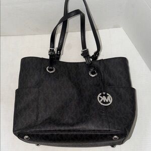 Michael Kors Black Jet SetTote Bag